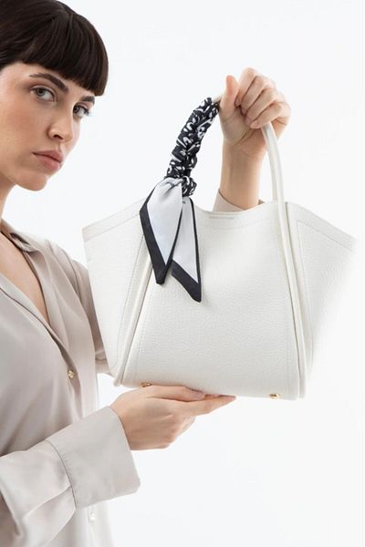 Matthew Cox Women's Handbag Byn2357 Std White