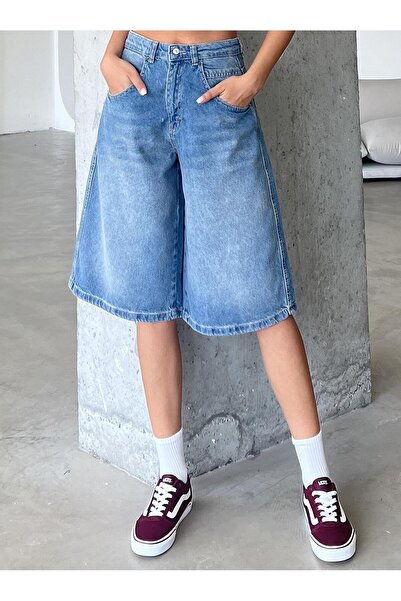 Maule Toka Detaylı Bol Kesim Rahat Baggy Jean Kot Salaş Kadın Bermuda Diz Altı Denim Şort @casoria