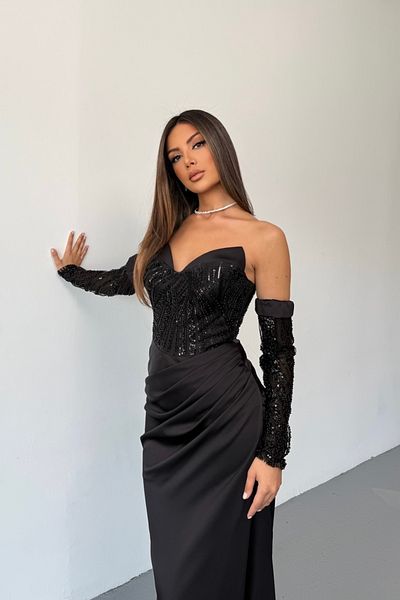 İyem Abiye Sleeves and Chest Stone Embroidered Strapless Stylish Design Satin Evening Dress Full Pattern