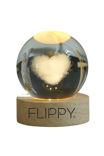 dng Lampă LED decorativă Flippy, sferă de cristal de 6 cm, design 3D în formă...