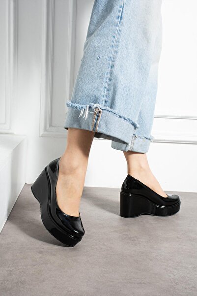 ZENNESHOES Dámské boty Helena na klínovém podpatku