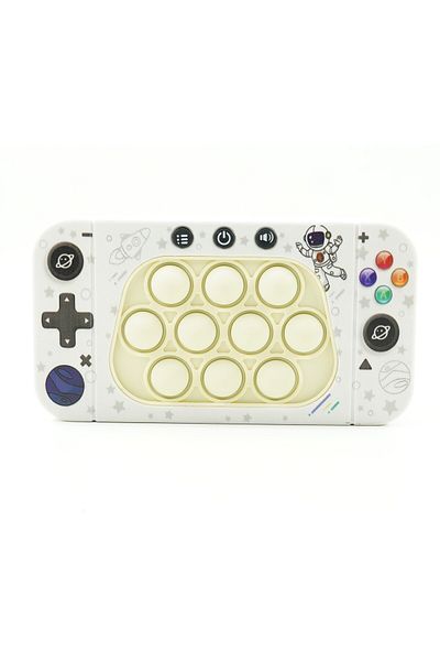 Flippy Console Toy, Speed Push Game, Lights/sounds, Abs/silicone, White Astronaut, 15.5x7.6x5.3 Cm