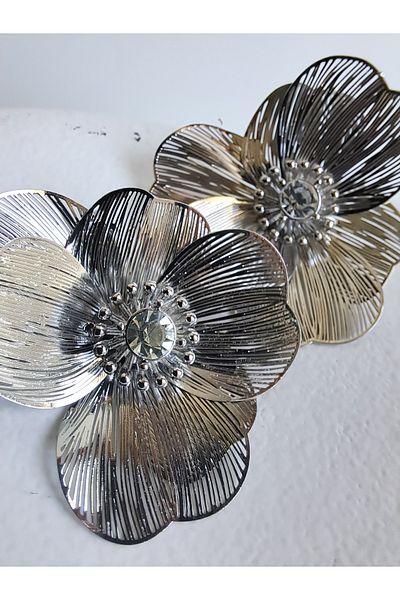 BHR AKSESUAR Silver Zircon Cubic Zirconia Flower Earrings