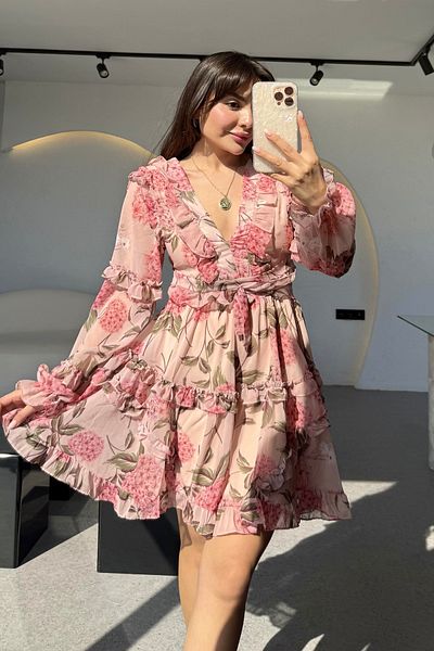 Afiş Butik Powder Pink Floral Patterned Backless Mini Dress