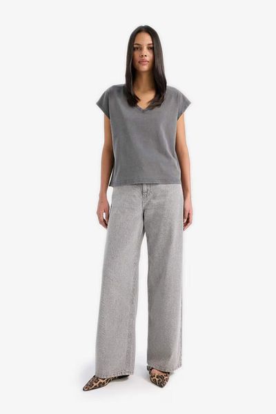 DeFacto Tricou fără mâneci premium, cu decolteu în V, cu croiala normală E5486ax25sp