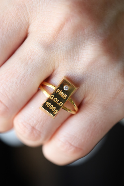 Yenigün Kuyumculuk 14 Ayar Altın Taş Detaylı Külçe Altın Yüzük