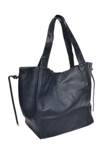 Carla Ferreri Tote Bag 
 100%牛皮 
 Drawstring Closure 
 Inner Zipped Purse 
 Front Pocket 
 Dimensions (L):38X54X19