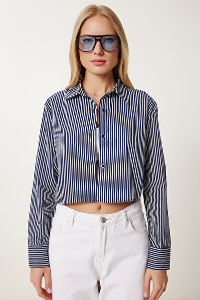 Happiness İstanbul Kadın Lacivert Çizgili Poplin Crop Gömlek CR00499