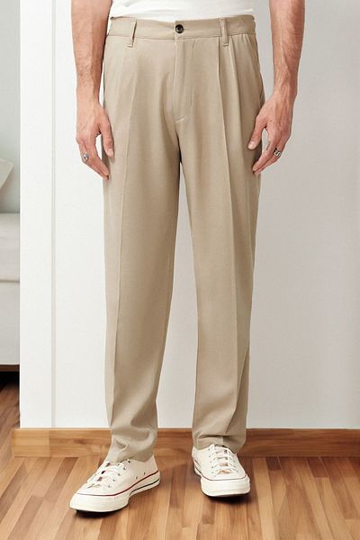 Trendyol Collection Μπεζ πλισέ κλασικό φαρδύ υφασμάτινο παντελόνι TMNSS24PL00024