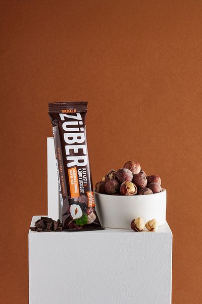 Züber Cocoa Orange 6 Pcs and Nut Fruit Bar 6 Pcs (40 g X 12 Pcs)