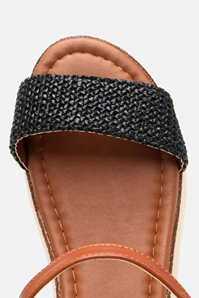 Yaya by Hotiç Black women's casual shoes 01say308270a100