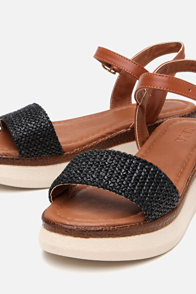 Yaya by Hotiç Black women's casual shoes 01say308270a100