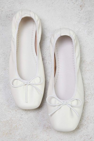 TRENDYOL SHOES Weiß*001 Damen-Ballerinas mit Schleife, faltbar, flexible Sohle, TAKSS25BE00016