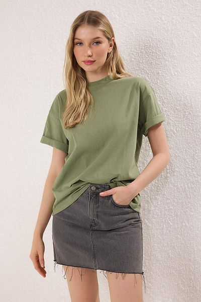 Trendyol Collection Khaki 100% Cotton Zipper Detailed Relaxed/Comfortable Fit Knitted T-Shirt Twoss24Ts00272