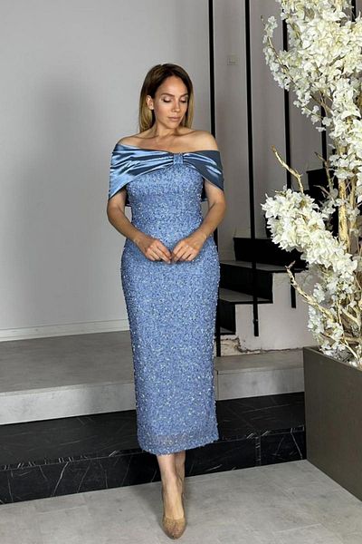 gesmoda G1411 Rochie de seara cu design detaliat cu decolteu din satin Indigo