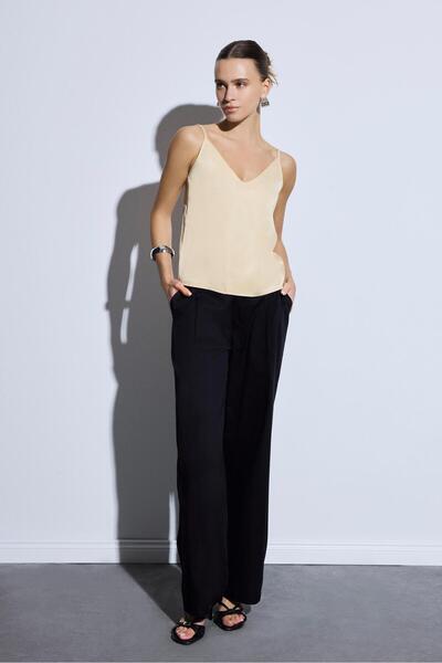 AURA BEA SATEN ASKILI TOP KREM