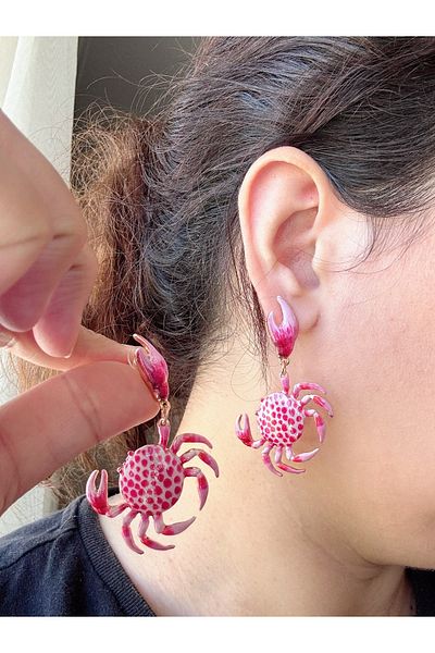 Gümüş sandık Pink Crab Brand Model Ceramic Steel Earrings