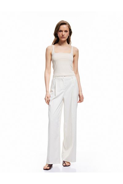Koton Βαμβακερό Slim Fit Αμάνικο τετράγωνο γιακά εσώρουχο