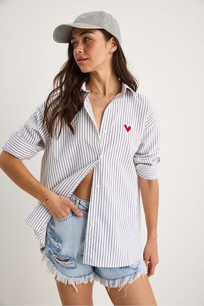 Bianco Lucci Women's Embroidery Heart Embroidered Striped Shirt 60221016