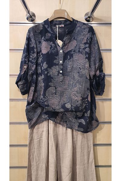 Park Moda Italian Shirt 3 Button Batik Rose Pattern