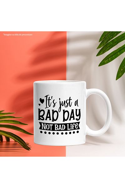 StoryGift Romania Cana cu inimioare si mesajul "E doar o zi nasoala, nu o viata rea" cu Maner Alb, Cu Maner Alb