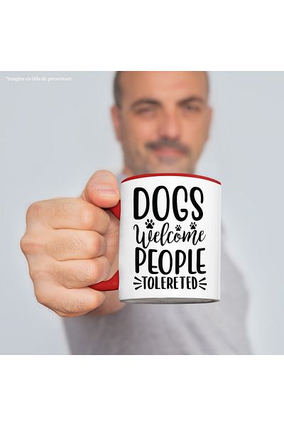 StoryGift Romania Mug with paws and the message "Dogs welcome tolerated people" with Red Handle, With M,STG.