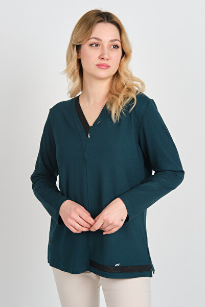 Detay Triko Жіноча блуза з V-подібним вирізом, камінням на комірі та розрізом...