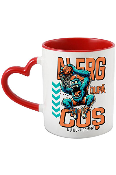 StoryGift Romania Cana MONSTRU JUCAND BASCHET IUBITORII DE BASCHET, 330ml, Ceramica cu Maner Inima, Cu Maner Inim