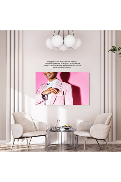 StoryGift Romania Tablou Canvas Tanar Zambitor In Sacou Roz Barbat Tanar, Zambitor, Intrun Sacou Roz, Prezentand