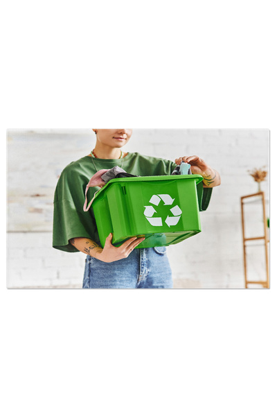 StoryGift Romania Tablou Canvas - Moda Si Eco-constiinta - Haine Reciclate