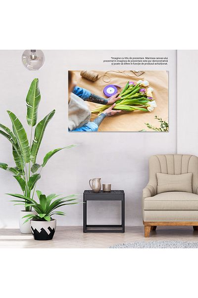StoryGift Romania Tablou Canvas Armonie Florala Florareasa Aranjand Un Buchet De Lalele, Celebrand Frumusetea Nat