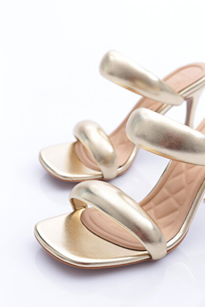 DGN 8037-23Y Γυναικείες παντόφλες με διπλό τακούνι