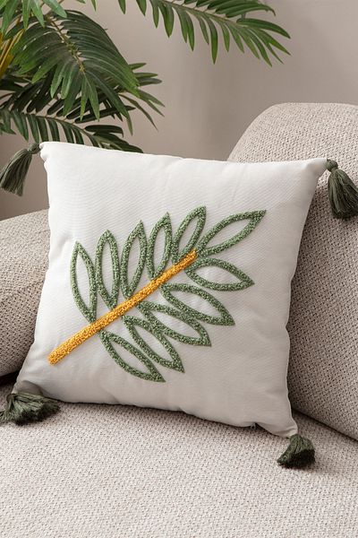 EVOTTO HOME COLLECTİON Comfort Punch Pattern Throw Pillow Cover Square Decorative Bohemian Embroidered Sofa Pillowcase Poncho 45X45