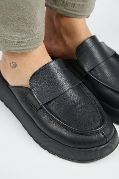 Manijero Γυναικείες μαύρες παντόφλες Sabo με γνήσιο δέρμα Tale