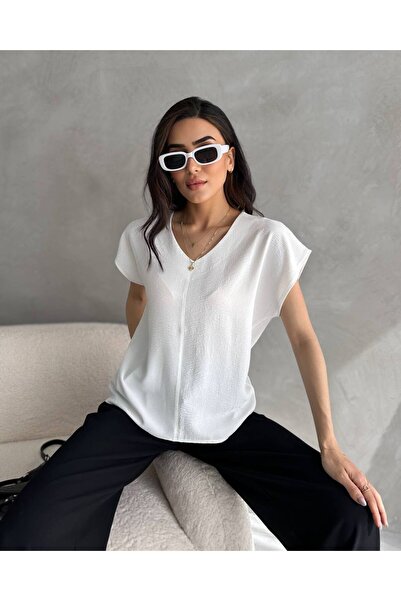 Maison La Femme Μπλούζα με κοντό μανίκι Ayrobin με λαιμόκοψη V