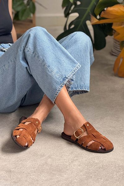NİŞANTAŞI SHOES Lenox Brown Genuine Suede Belt Detailed Flat Sole Damskie kapcie
