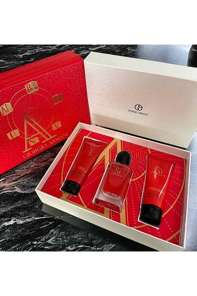 Giorgio Armani Giorgio Armani package (perfume + body lotion + shower gel)