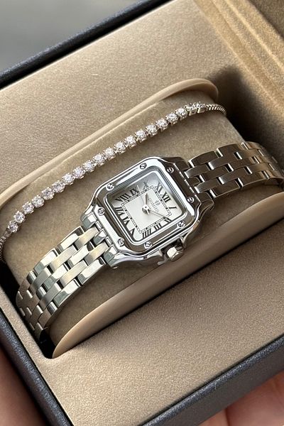 Homies Women's Wristwatch Waterproof Small Case with Gift Box and Bracelet Gift.Hmcrt73846