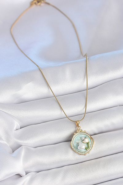 BESKAR 316L Steel Gold Color Chain Turquoise Enamel Pearl Flower Embroidered Portrait Model Women's Necklace