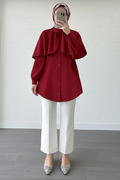 Butik Cămașă din popelin cu guler vertical și detaliu pelerina