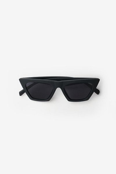 Le Mabelle Black Square Model Girl's Sunglasses