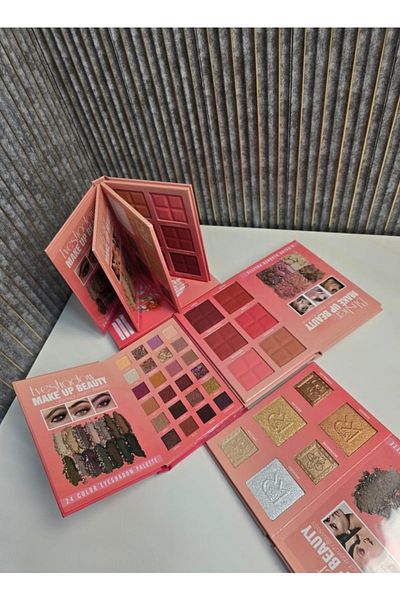 Kerry Rose Perfect 3-in-1 makeup kit - blush, highlighter, eyeshadow in attractive shades