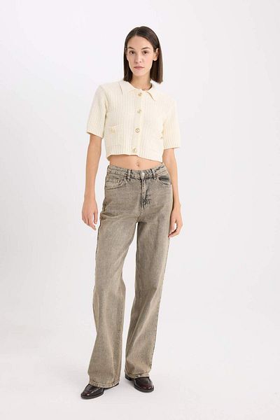 DeFacto Cropped Fit Shirt Collar Buttoned Knitwear Short Sleeve Cardigan E1977Ax24Wn