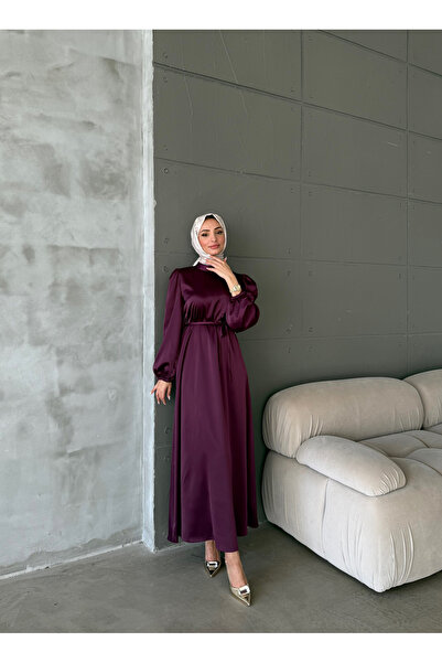 Aranlı tekstil Balon Kol Saten Tesettür Oversize Biye Kuşaklı Tesettür Elbise