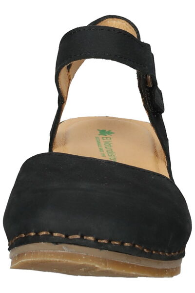 El Naturalista Sandalen