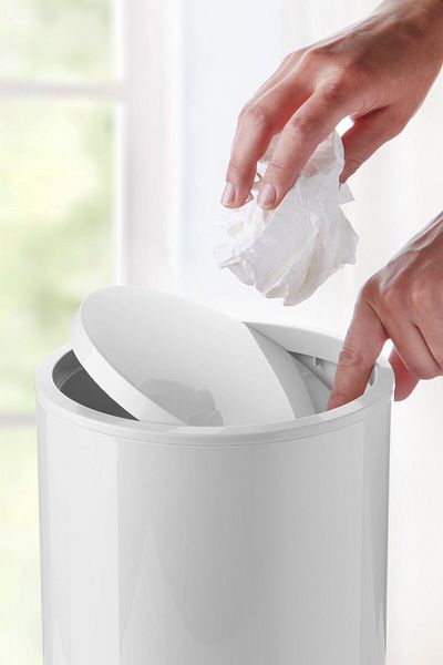 Prima Nova White Flores Bathroom Set of 2