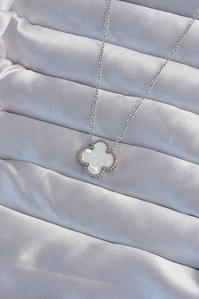 Skygo 316L Steel Silver Color White Pearlescent Clover Necklace - Tj-Bko9005