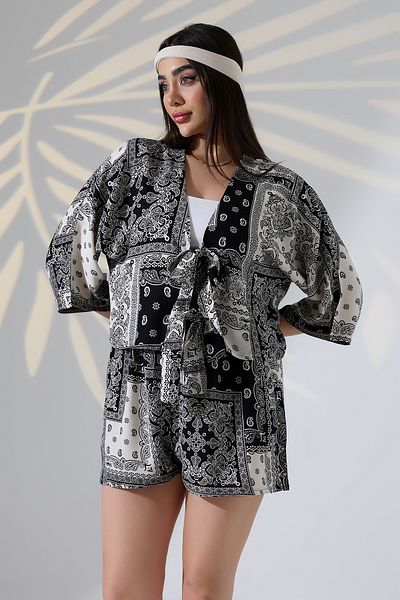 forte bella Patterned Mini Length Shorts Top and Bottom Set