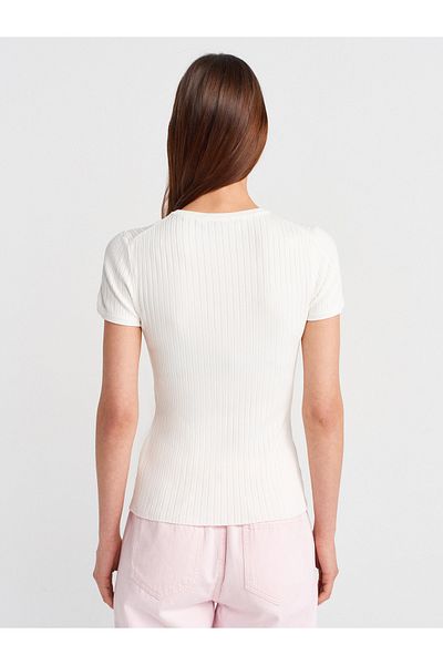Dilvin 10756 Crew Neck Buttoned Knitwear Blouse-Ecru