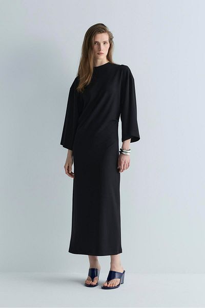 Suud Collection Μαύρο φόρεμα Lou με καθίσματα στη μέση
